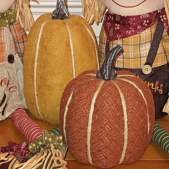 Halloween Autumn Scarecrows and Pumpkins - Picture 4 of 11